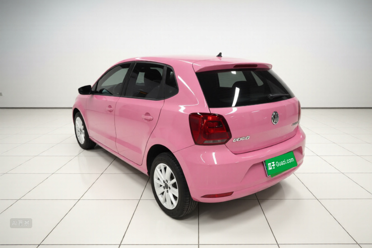 Polo 2015 car image #5