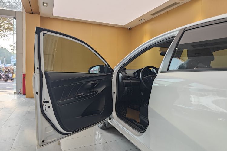 Toyota Yaris L Zhixiang 2019 صورة سيارة #5