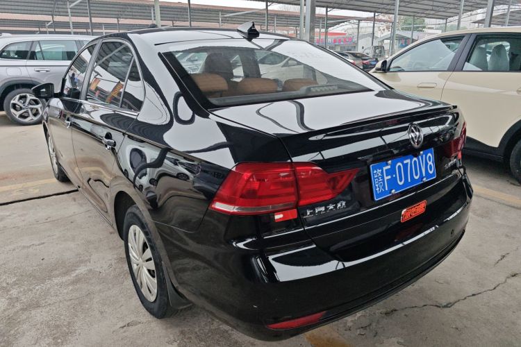 Santana 2019 car image #5