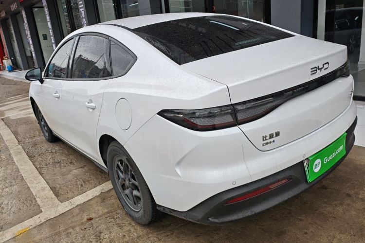 BYD Seal 05 DM-i 2025 car image #5