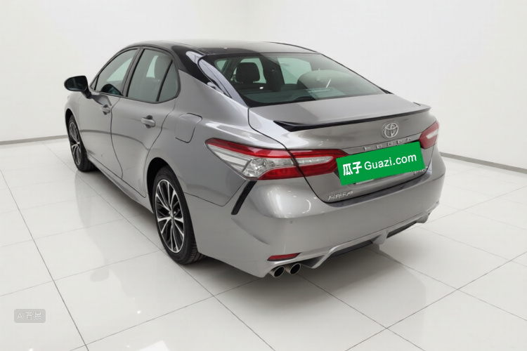 Toyota Camry 2020 car image #5