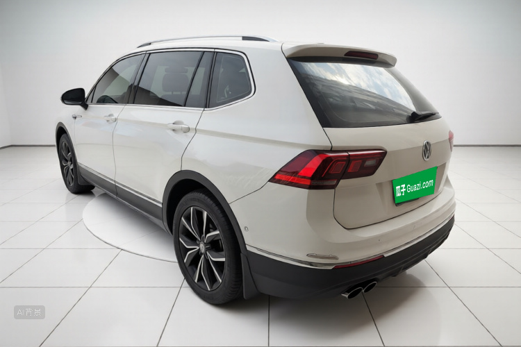 Volkswagen Tiguan L 2020 #5 Volkswagen Tiguan L 2020 car image #5