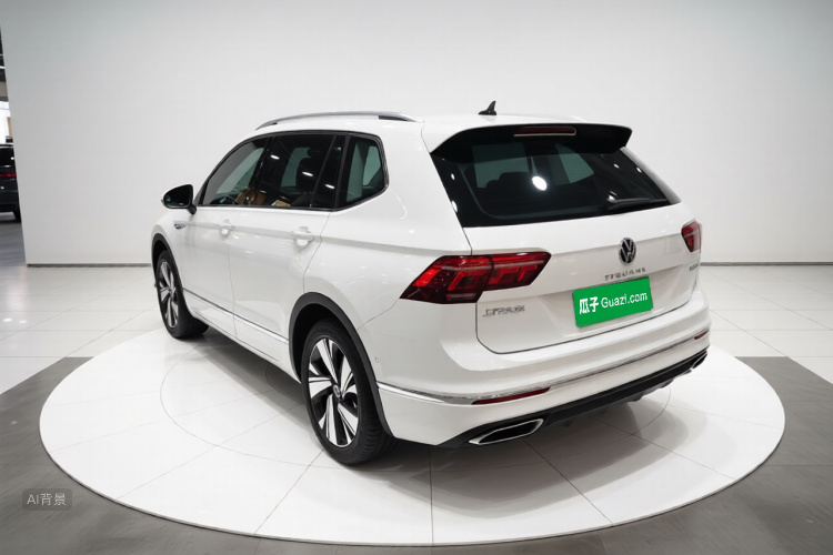 Volkswagen Tiguan L 2023 #5 Volkswagen Tiguan L 2023 car image #5