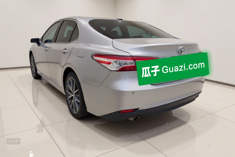 Toyota Camry 2021 car image #5