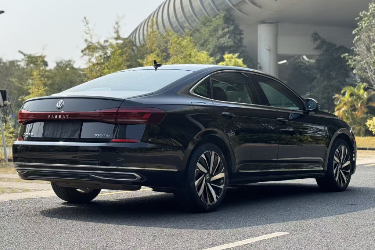 Volkswagen Passat 2023 #5 Volkswagen Passat 2023 immagine di auto #5