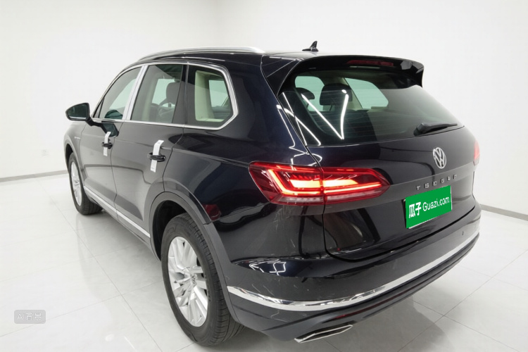 Volkswagen Touareg 2020 car image #5