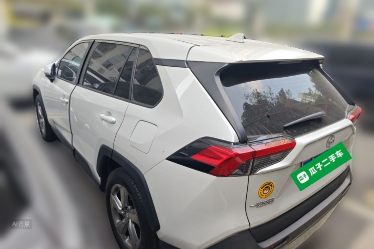 Toyota RAV4 2023 car image #5