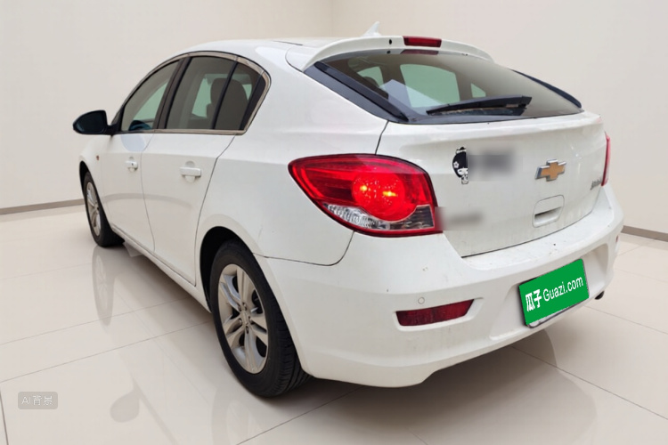 Chevrolet Cruze 2015 immagine di auto #5