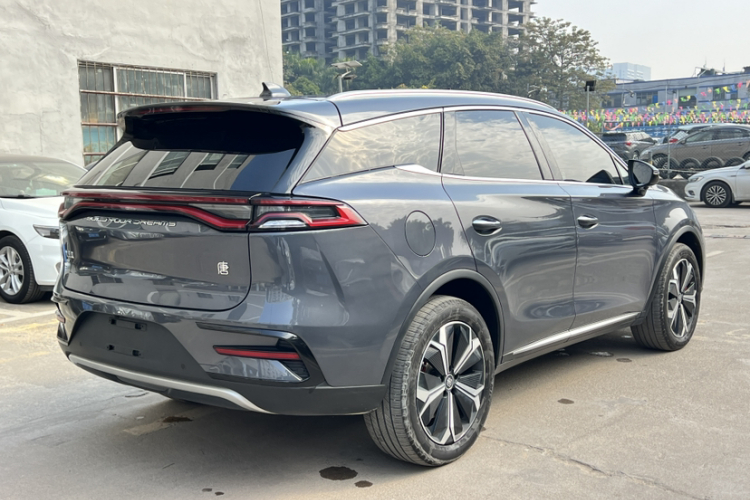 BYD Tang New Energy 2023 car image #5