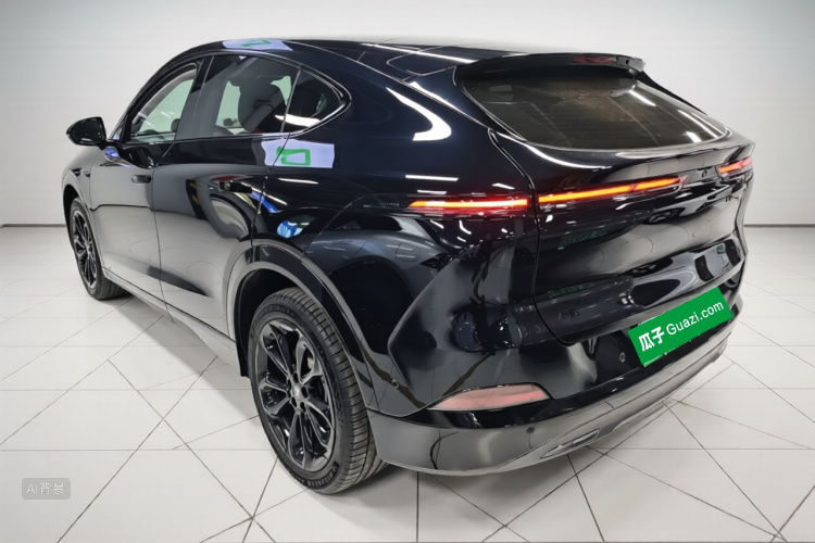 Xpeng G6 2025 صورة سيارة #5