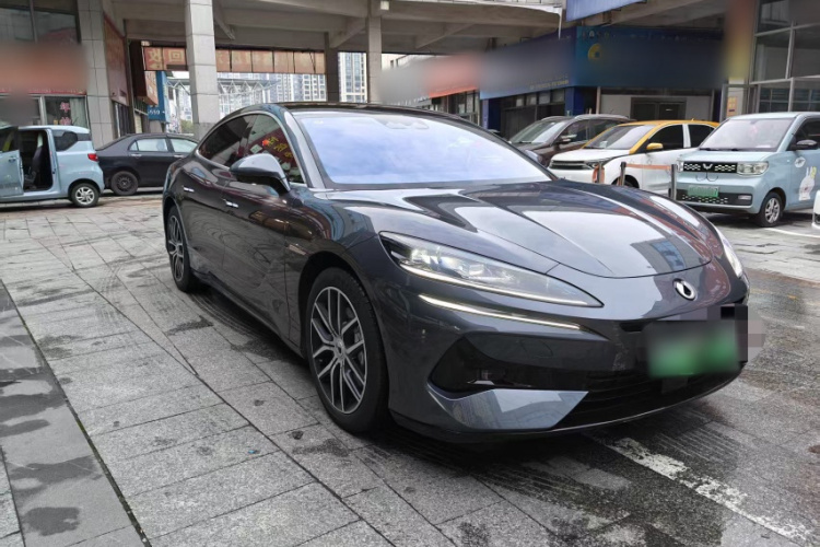 Denza Z9 2024 #5 Denza Z9 2024 car image #5