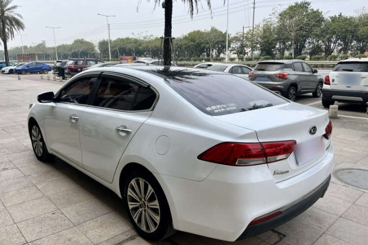 起亚 起亚K4 2016 汽车图片 #5