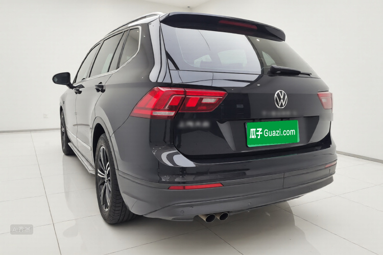 Volkswagen Tiguan L 2021 #5 Volkswagen Tiguan L 2021 car image #5