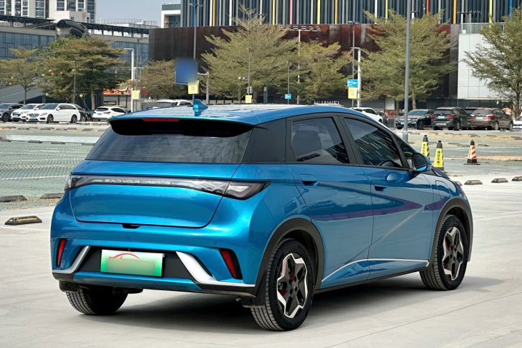 BYD Dolphin 2022 car image #5