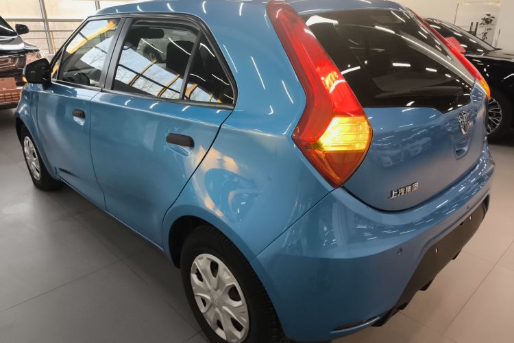 MG 3 2015 car image #5