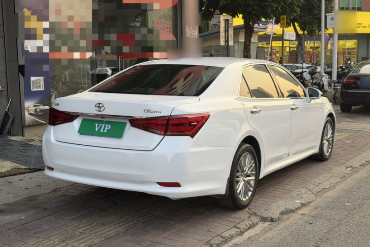 丰田 皇冠 2017 汽车图片 #5