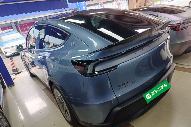 特斯拉 Model Y L 2025 汽车图片 #5
