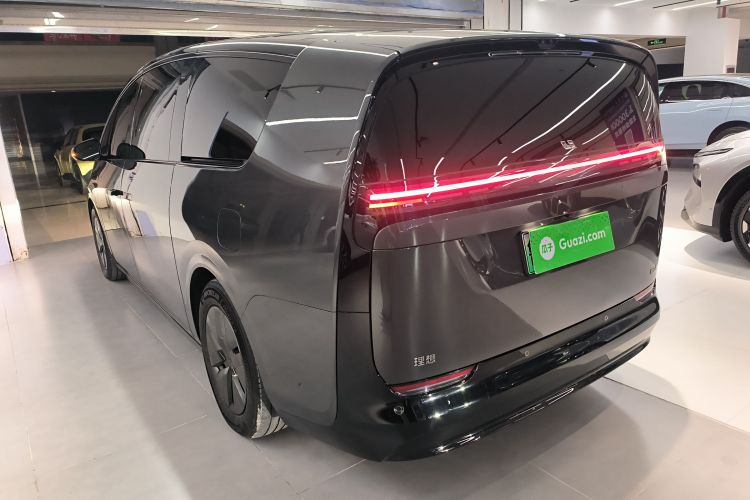 理想汽车 理想MEGA 2025 汽车图片 #5