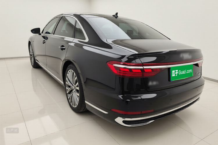 Audi A8 2023 immagine di auto #5