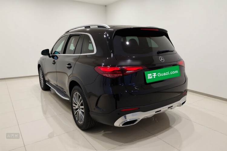 Mercedes-Benz GLC Class 2024 immagine di auto #5