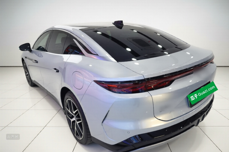 BYD HanL 2025 car image #5