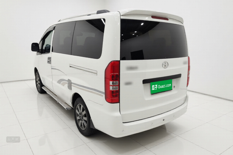 JAC 2015 #5 JAC 2015 car image #5