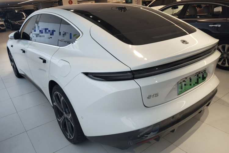 NIO ET5 2023 صورة سيارة #5