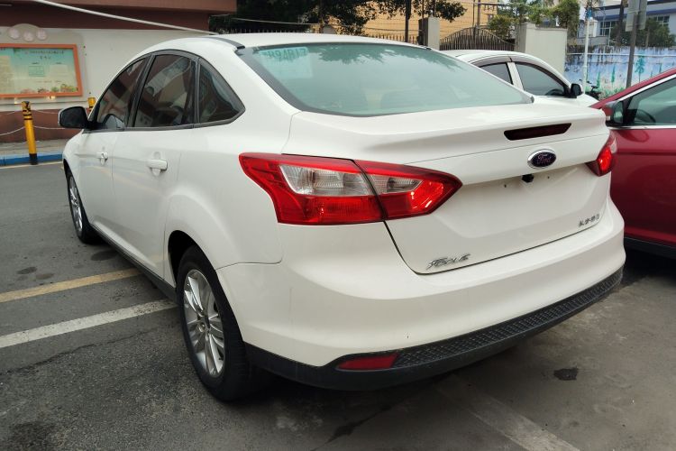 Ford Focus 2015 image de voiture #5