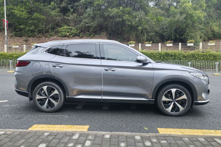 BYD Song Plus New Energy 2022 car image #5