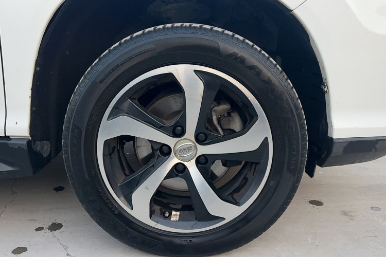 BYD S7 2017 car image #5