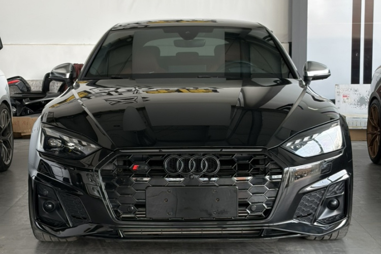 Audi S5 2023 car image #5