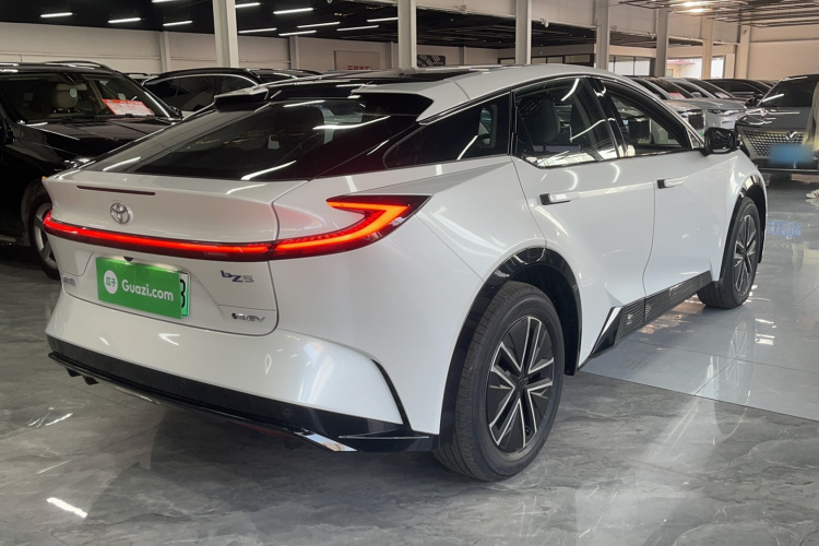 Toyota bZ5 2025 #5 Toyota bZ5 2025 imagem de carro #5