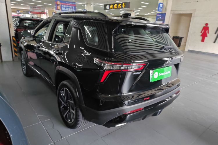 Chevrolet Equinox Plus 2025 car image #5