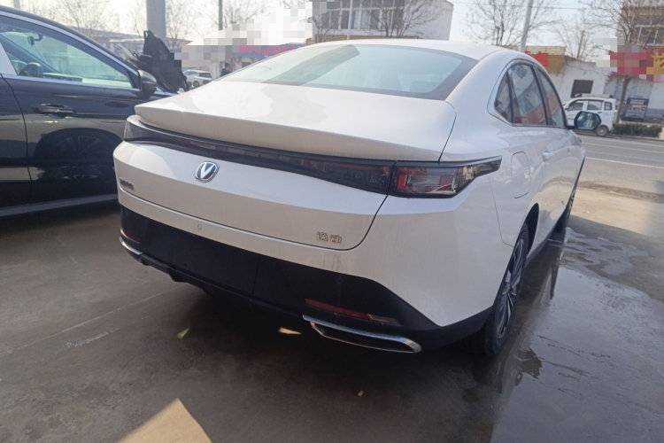 Changan EadoPHEV 2025 imagem de carro #5