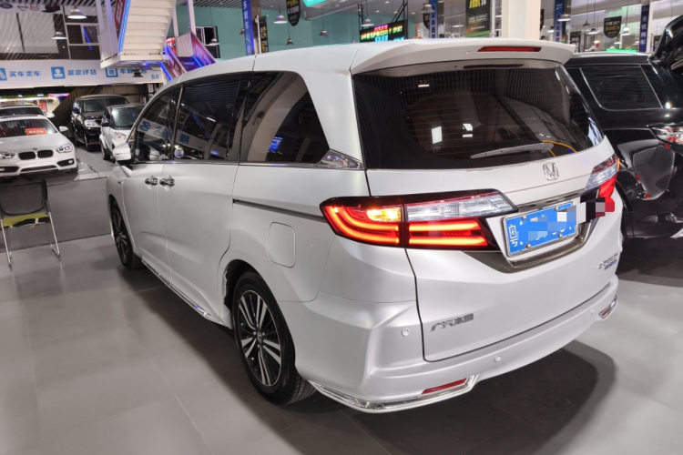 Honda ODYSSEY 2019 #5 Honda ODYSSEY 2019 car image #5