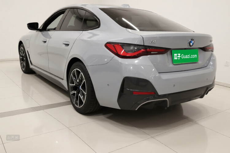 BMW i4 2023 #5 BMW i4 2023 immagine di auto #5