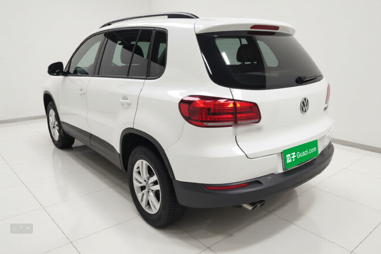 Volkswagen Tiguan 2016 car image #5