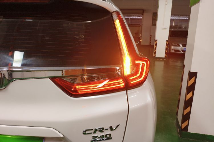 Honda CR-V 2018 #5 Honda CR-V 2018 car image #5