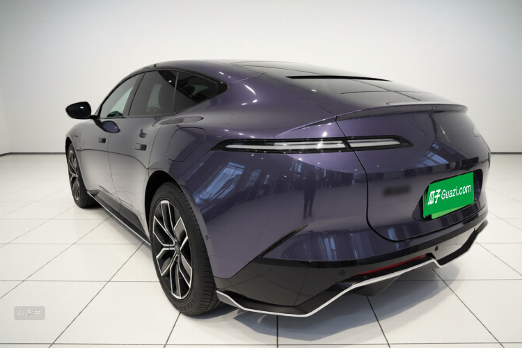 Avatr 12 2025 car image #5