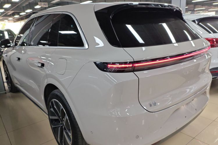 Li L6 2024 صورة سيارة #5