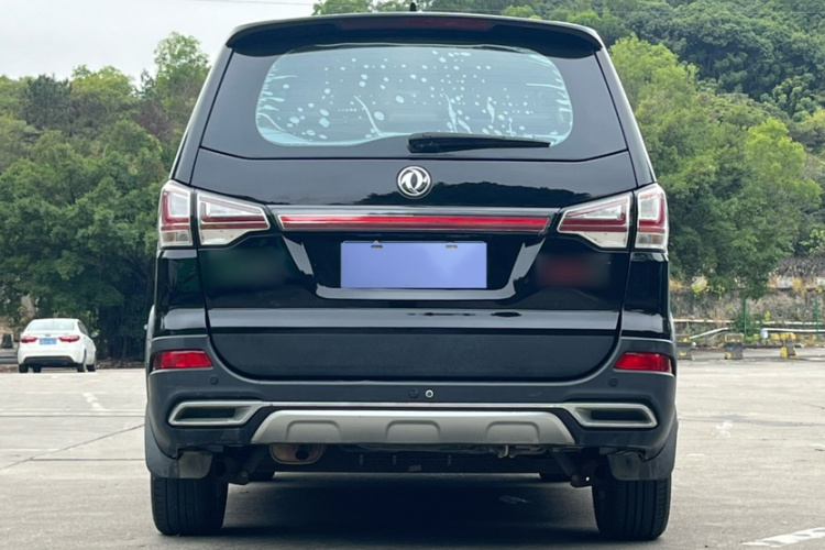 Forthing SX6 2017 car image #5