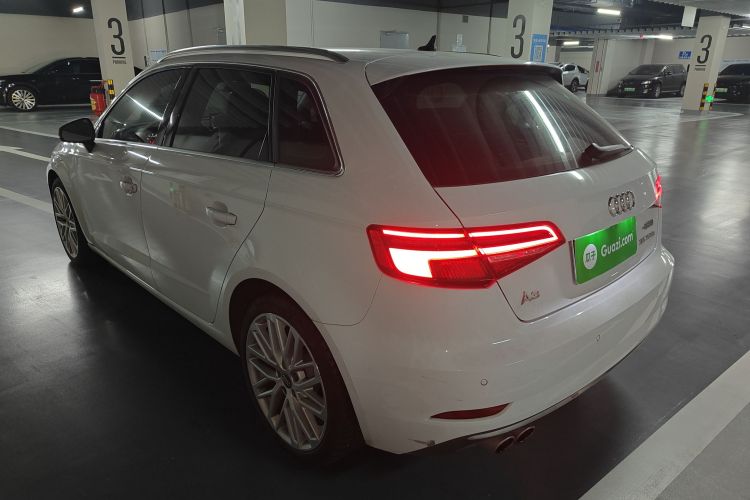 Audi A3 2019 car image #5