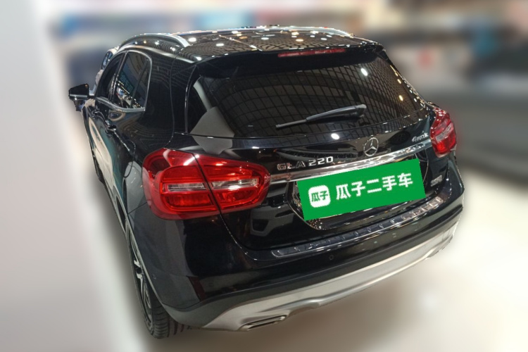 Mercedes-Benz GLA Class 2016 immagine di auto #5