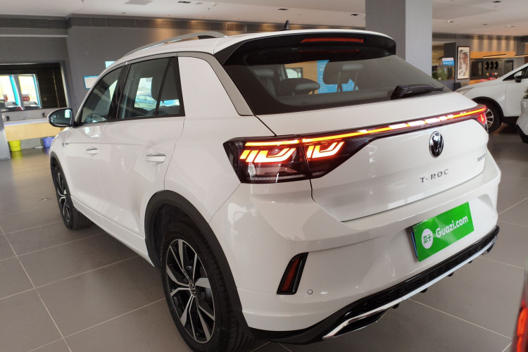 T-Roc 2025 car image #5