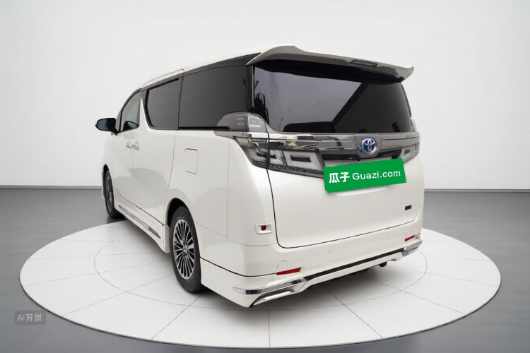 Toyota Vellfire 2020 صورة سيارة #5