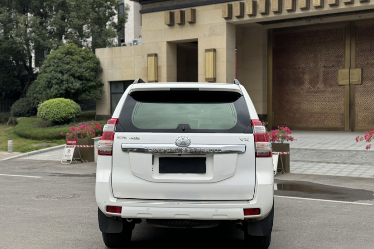 Toyota Land Cruiser Prado 2014 #5 Toyota Land Cruiser Prado 2014 car image #5