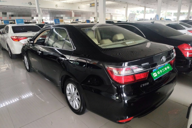Toyota Camry 2015 صورة سيارة #5