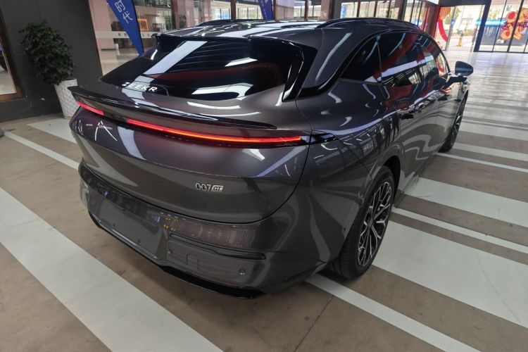 极氪 极氪007GT 2026 汽车图片 #5