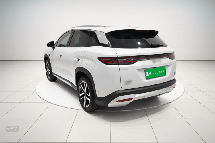 BYD SongL DM-i 2025 car image #5