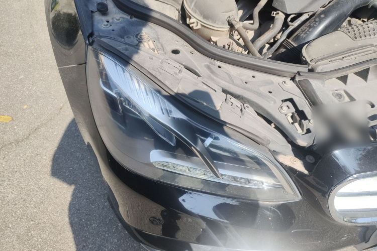 Mercedes-Benz E Class 2015 car image #5